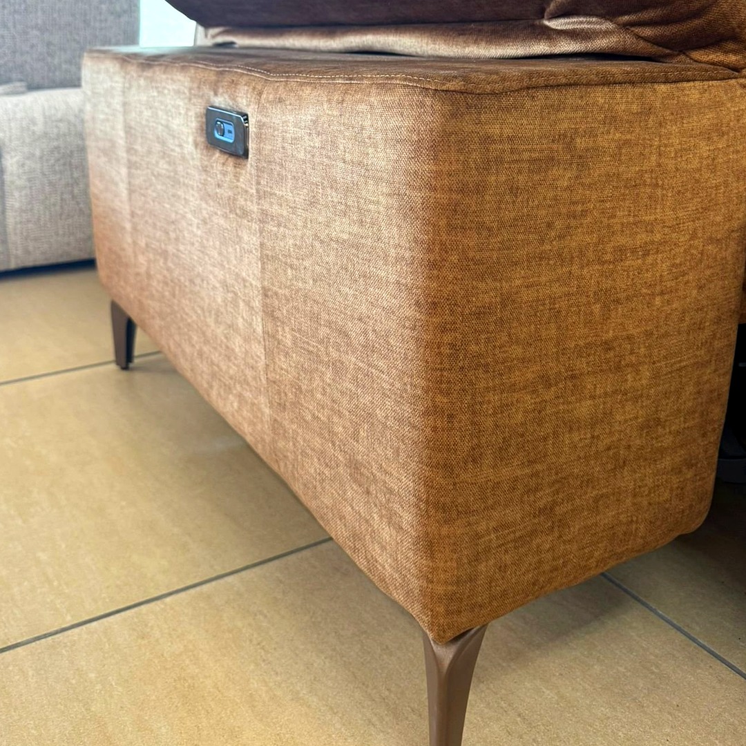 Divano Angolare FIRST – Recliner Elettrico, USB e Funzioni Salvaspazio - foto aggiuntiva 2